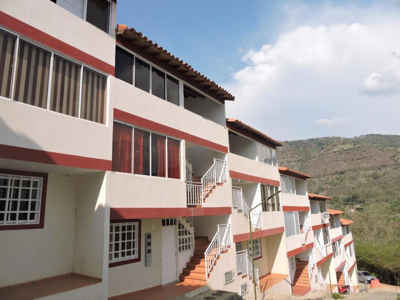 Apartamento De Lujo San Gil Kültér fotó